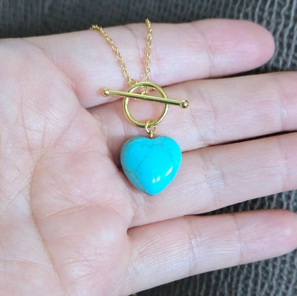 Blue Jade Heart🩵 Pendant Toggle Necklace - NWT - Picture 3 of 16